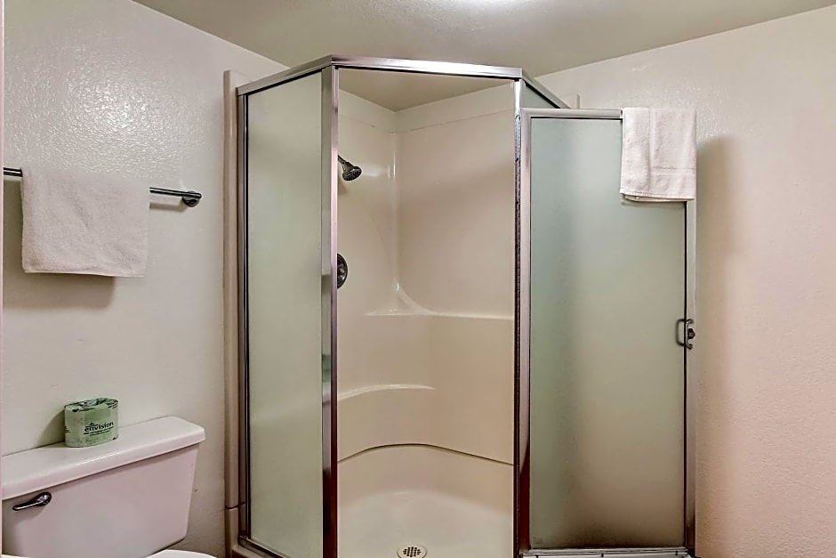 Motel 6-Salinas, CA - South - Monterey Area