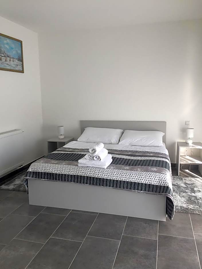 Filipovic rent a car & apartments