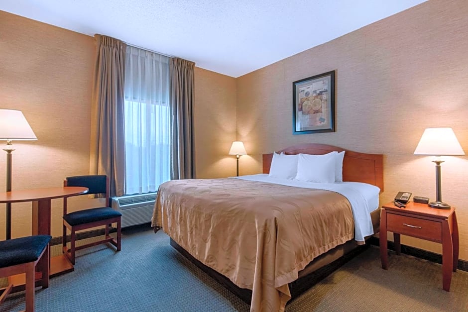 Quality Inn & Suites Benton - Draffenville