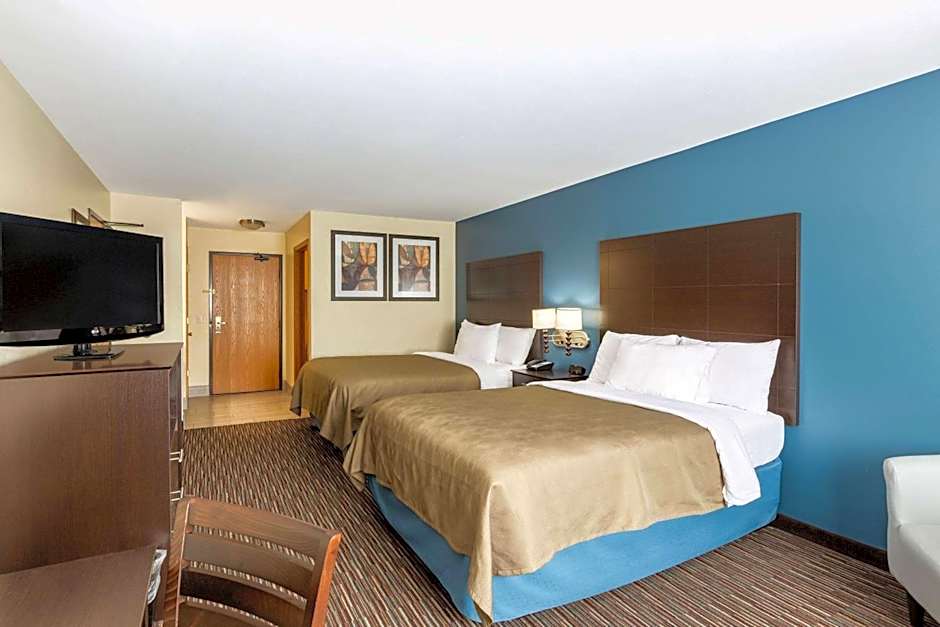 AmericInn by Wyndham Jefferson