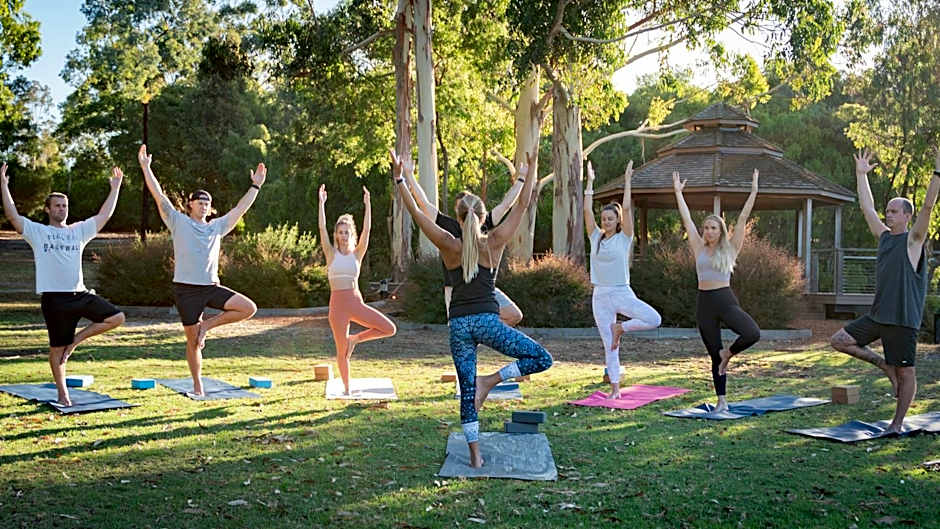 Forest Rise Chalets and Lodge