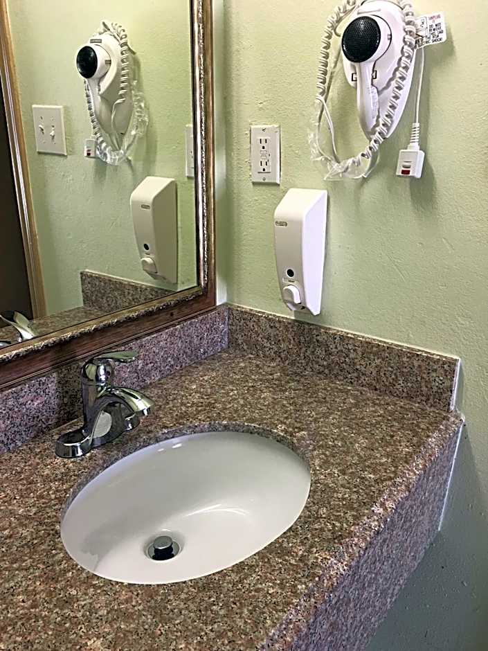 Budget Inn