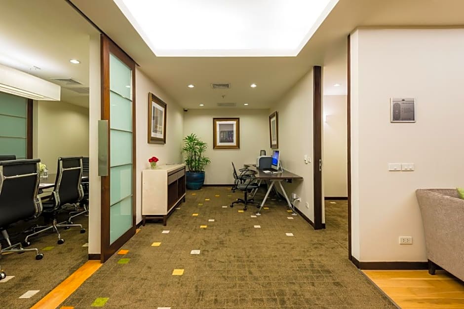 Emporium Suites By Chatrium