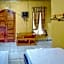 Penginapan Diar near Pantai Santolo Mitra RedDoorz