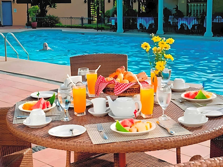 Montebello Villa Hotel