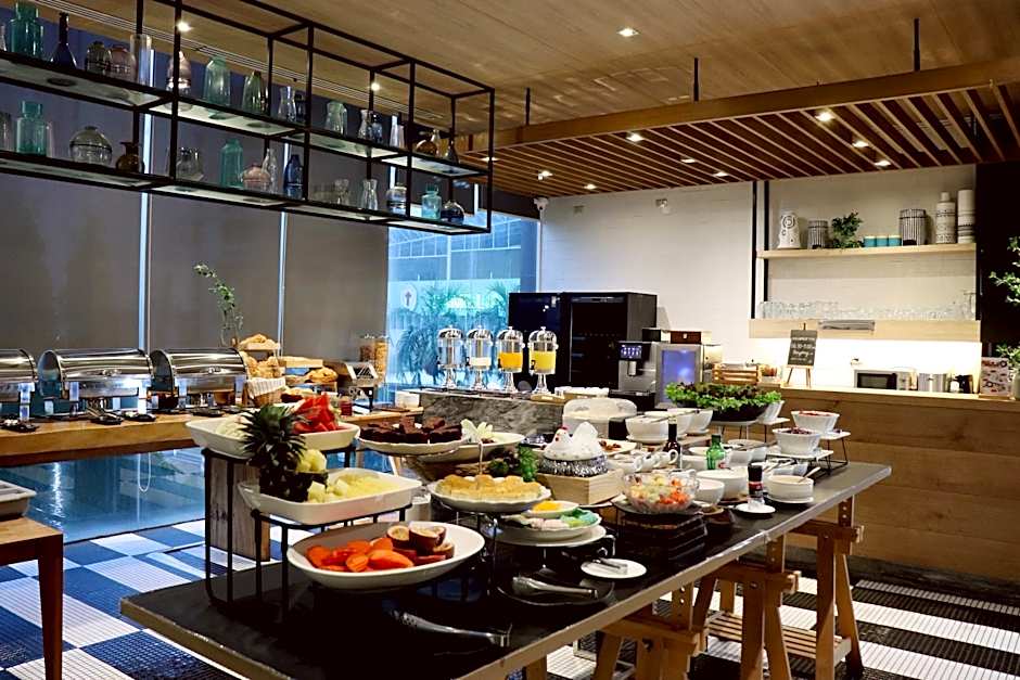 The Residence on Thonglor by UHG