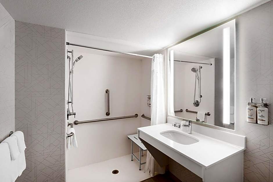 Holiday Inn Express & Suites Bozeman West By IHG