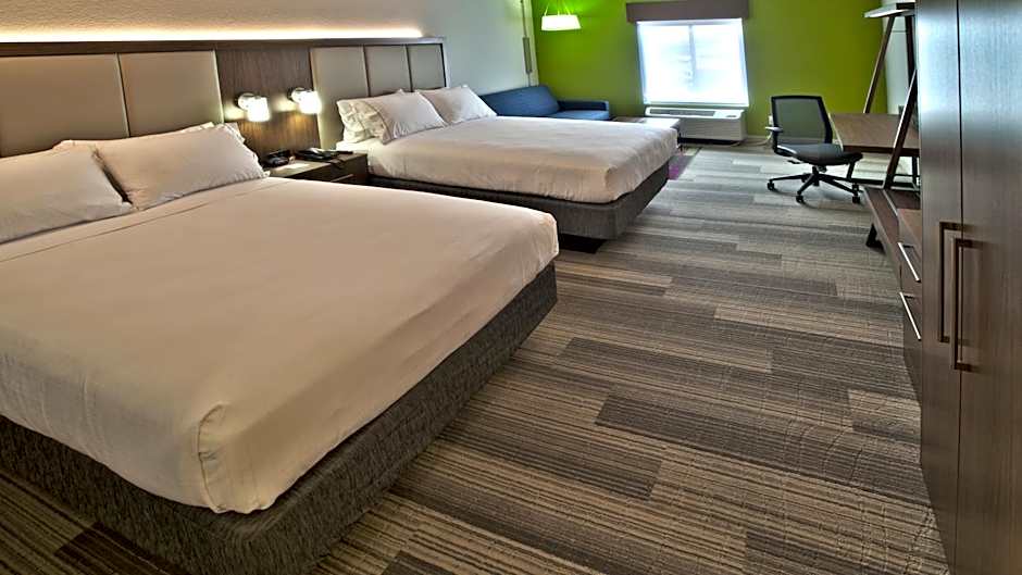 Holiday Inn Express & Suites Evansville North By IHG