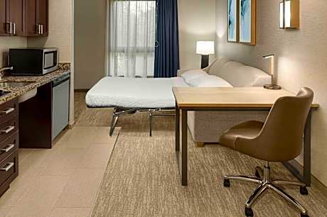 2 King Accessible Tub 2 Bedroom Suite Non-Smoking