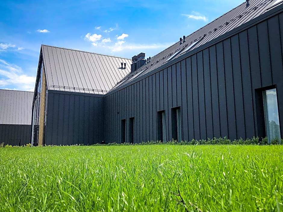 Hotel & Restauracja Nad Sandelą