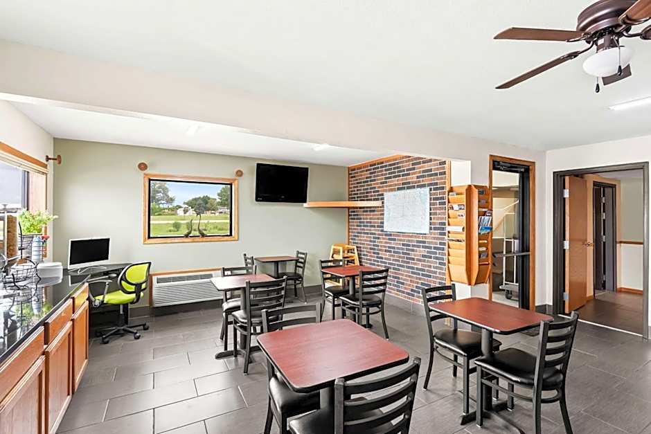 SureStay Hotel by Best Western Manchester