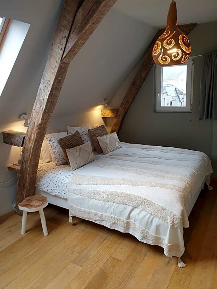 Escale Chambre d'hôtes Au coeur du vieux Profondeville entre Namur et Dinant, près de la Meuse