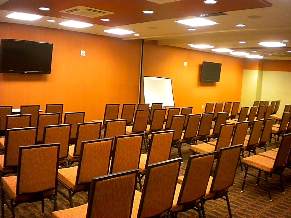 Hampton Inn By Hilton & Suites Cincinnati/Uptown-University Area