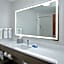Holiday Inn Express Hotel & Suites Shakopee By IHG