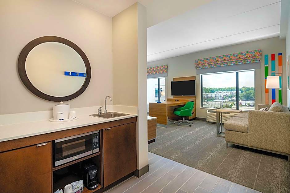 Hampton Inn By Hilton & Suites Raleigh Midtown, NC