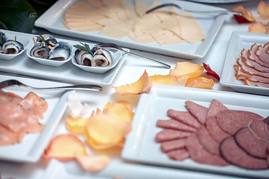 Hotel Bleibtreu Berlin by Golden Tulip