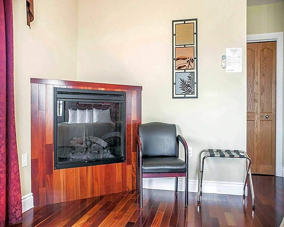 Quality Hotel Fallsview Cascade