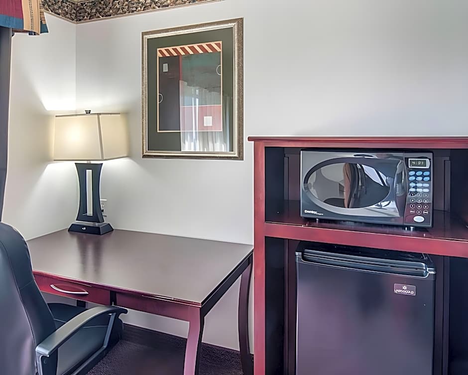 Quality Inn Midland South