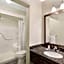Travelodge by Wyndham Salmon Arm BC