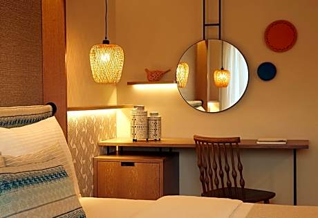 Deluxe Room with Garden View