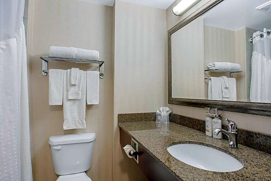 Holiday Inn Express Hotel & Suites - Slave Lake By IHG