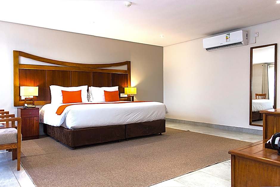 Foto 1 dari 18 — Deluxe 1 King Bed
