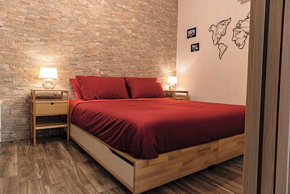 Tizzy Apartment & Rooms