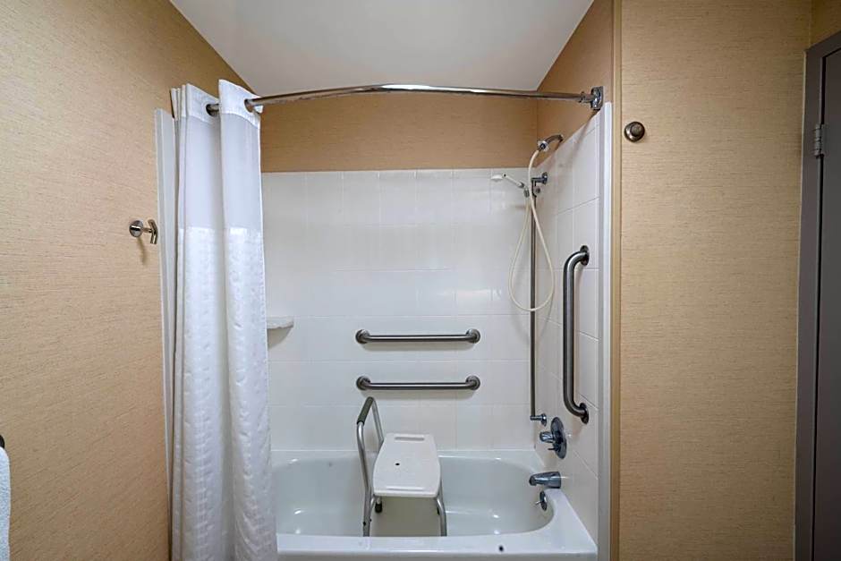 Wingate by Wyndham Fletcher at Asheville Airport