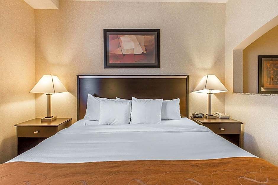 Comfort Suites Summit County