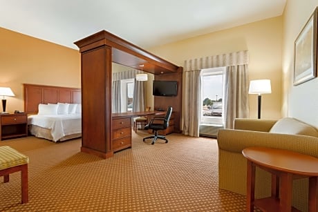 1 King Studio Suite W/Whirlpool Nonsmoking