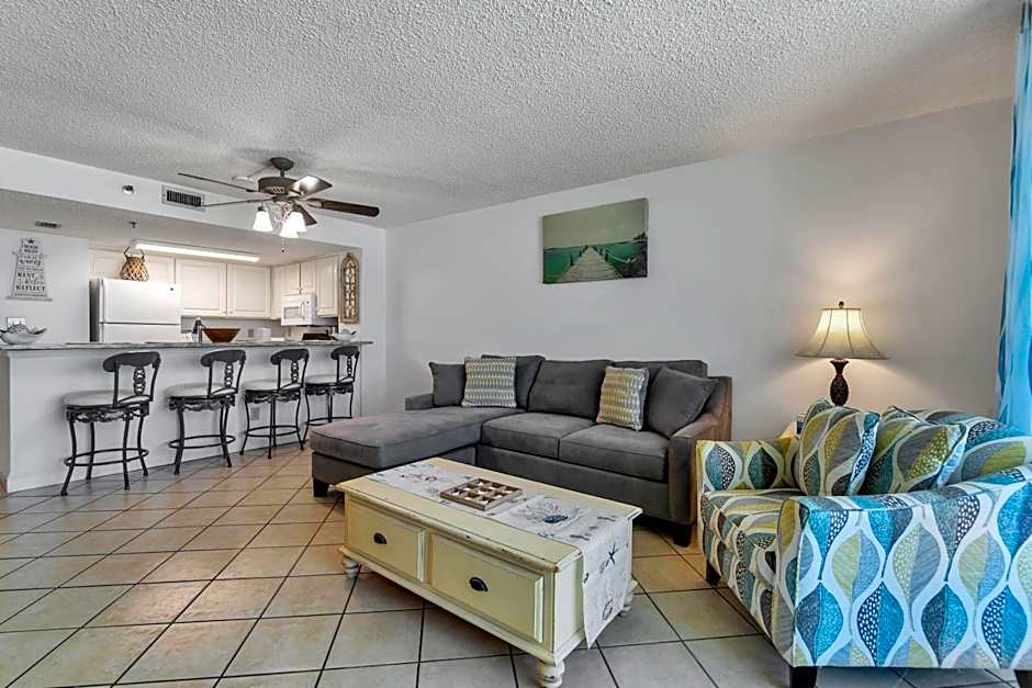 Splash Into Sundestin, Thanksgiving Stays Get 50 Gift Card