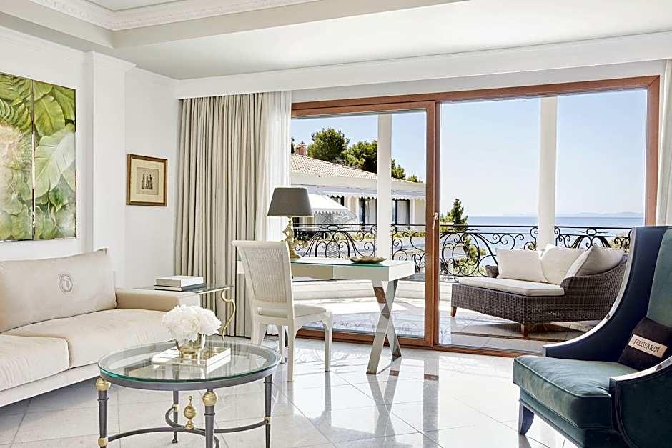 Photo 1 of 8 of Executive 2 Bedroom Suite, Sea View