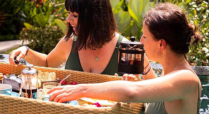 Capung Asri Eco Luxury Resort with Private Pool Villas