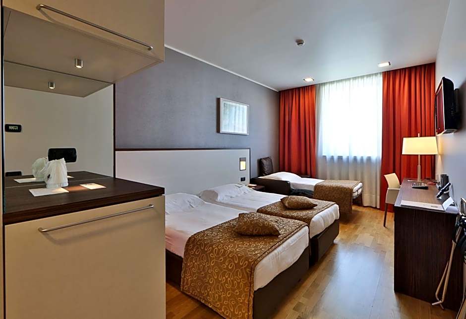 Best Western Falck Village Hotel