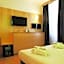 Hotel Franklin Feel The Sound