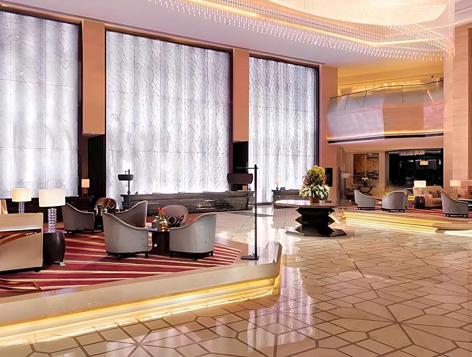 Sheraton Changchun Jingyuetan Hotel