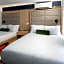 Little Charlie Hotel