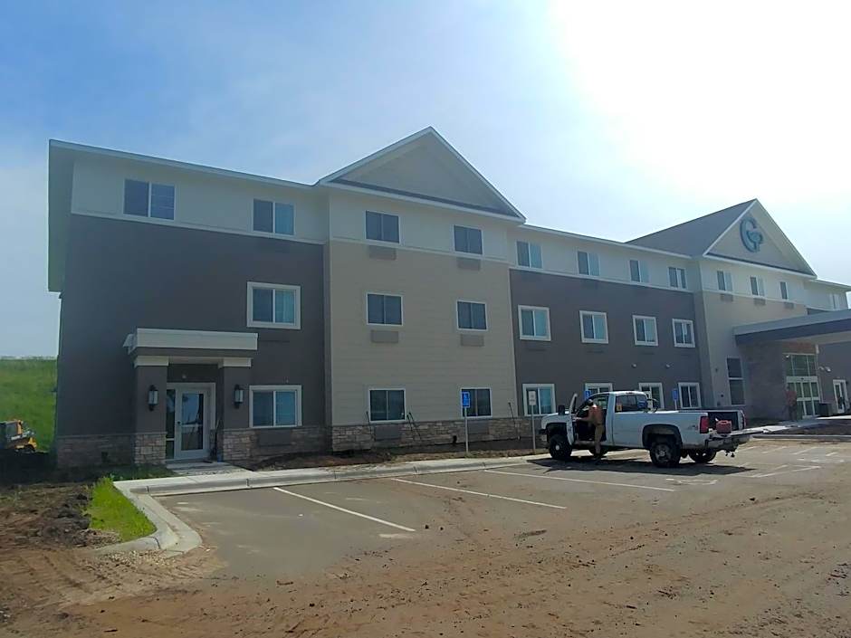 GrandStay Hotel & Suites