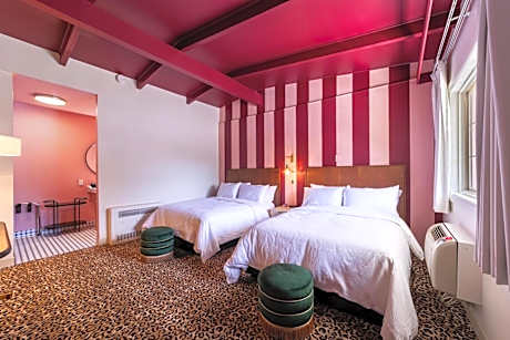 Double Room with Two Double Beds - Exterior Access/Non-Smoking