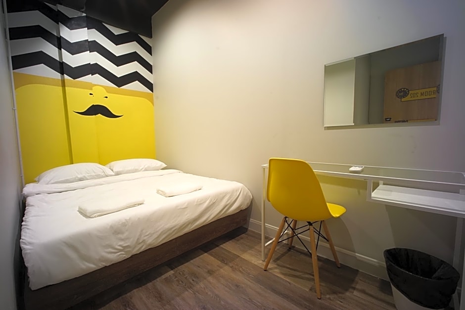 BRB Hostel Bangkok Silom