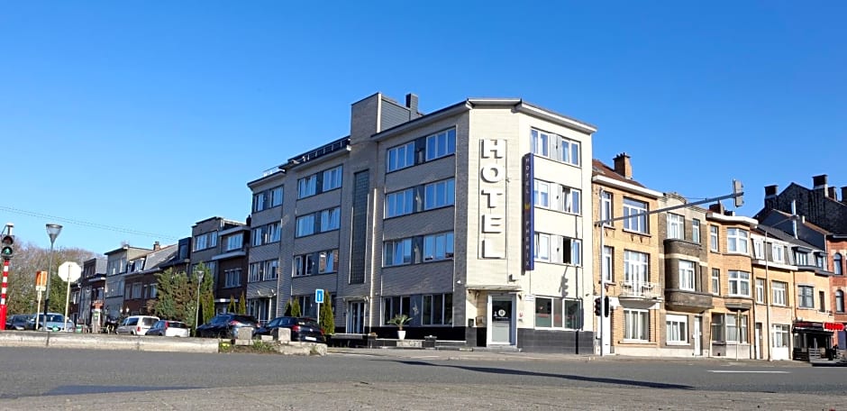 Hotel Phenix