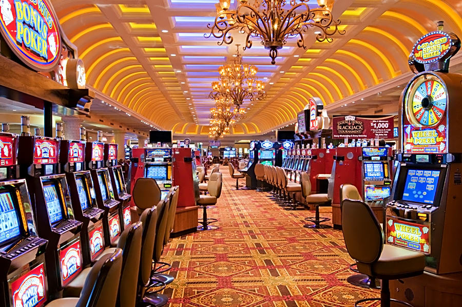 Suncoast Hotel & Casino