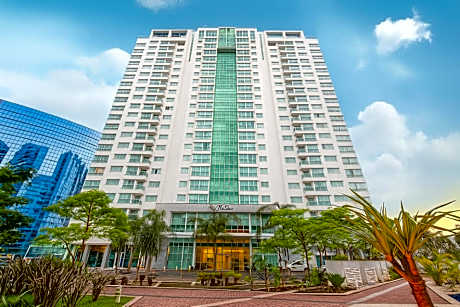 Saint Moritz Hplus Express