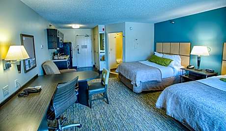 Studio Suite with Two Double Beds