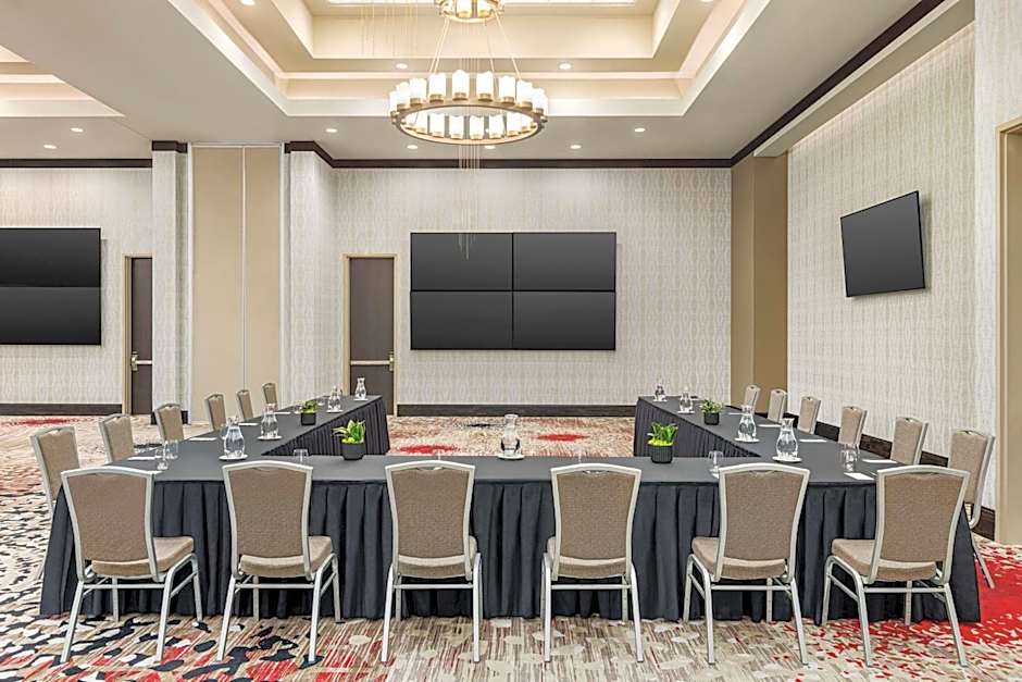 Embassy Suites by Hilton Round Rock