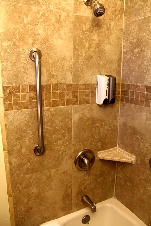 Riverside Inn & Suites Santa Cruz