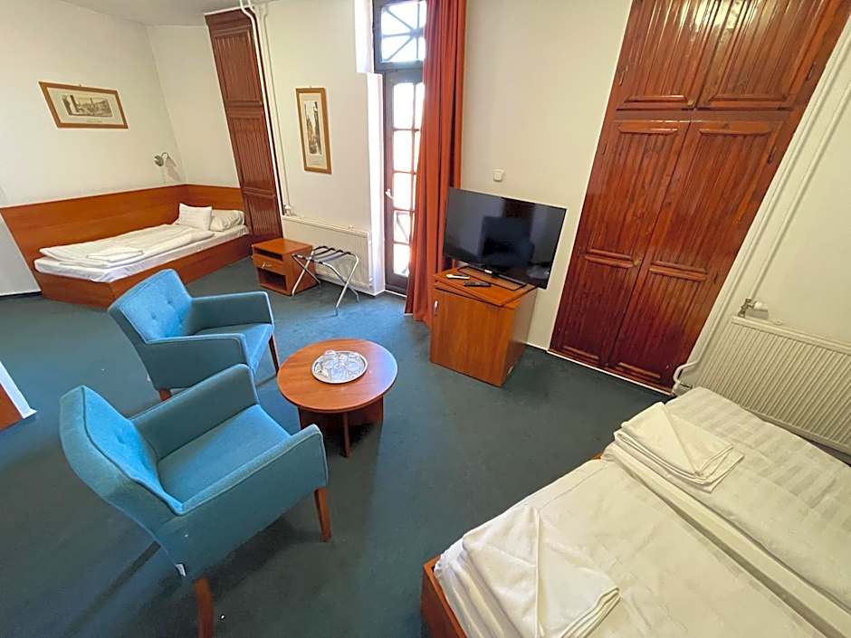 Hotel Főnix