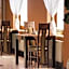 Vinci Hotel Airport