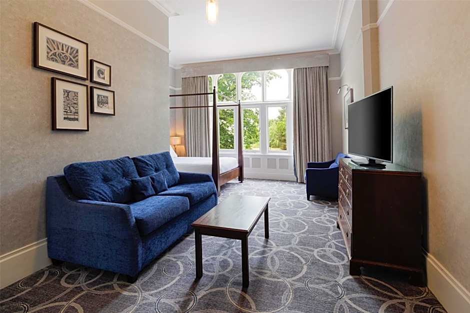 DoubleTree by Hilton St. Anne's Manor