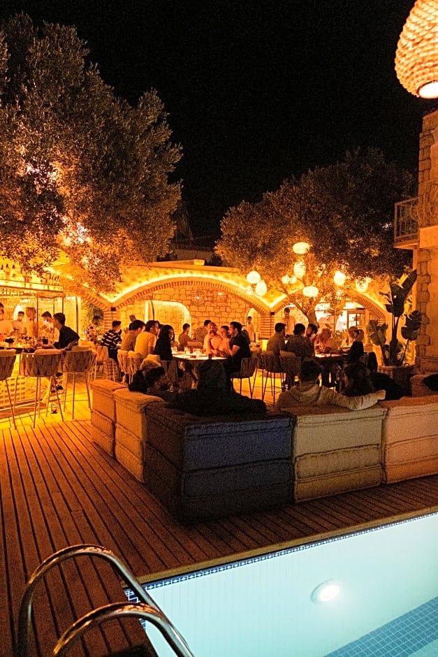 Rupa Otel Alacatı- Adults Only